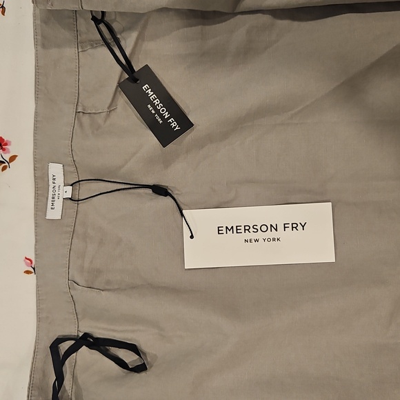 Emerson Fry  Light Gray Skirt, Size 4 BNWT - Picture 2 of 5